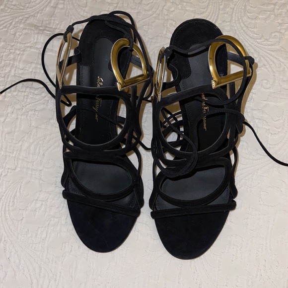 Salvatore Ferragamo Vinci Suede Sandals NWB - Picture 3 of 6